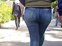 Hot MILFs ass in Karlovy Vary