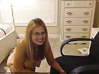 Mature housewife with beautiful smile loves to give pleasure