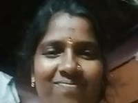 Tamil horny aunty showing her boobs with audio