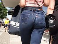 Super tight denims on dat phat pawg british ass(repost)