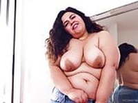 Sexy Latina BBW Gives Loooooong Blowjob
